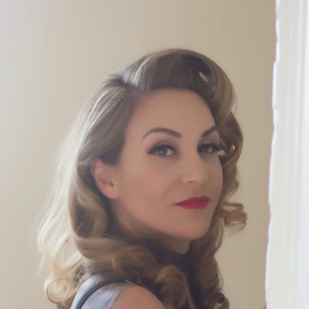 Meet your Posher, Nicole